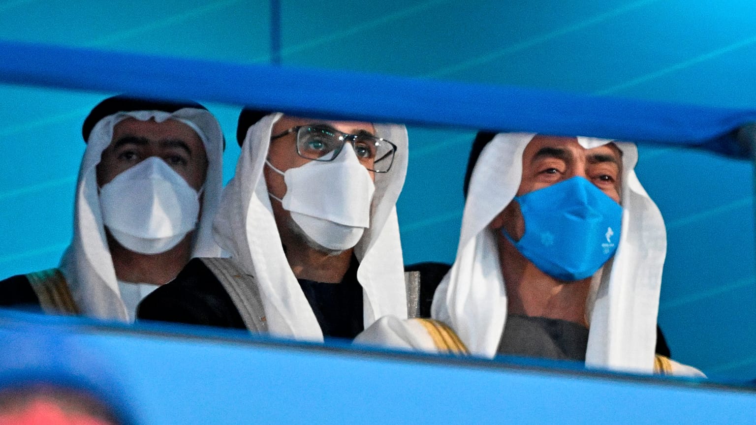 الشيخ محمد بن زايد آل نهيان ولي عهد الإمارات العربية المتحدة خلال حفل افتتاح الأولمبياد الشتوي 2022.