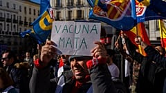 Διαδήλωση αντιεμβολιαστών στη Μαδρίτη