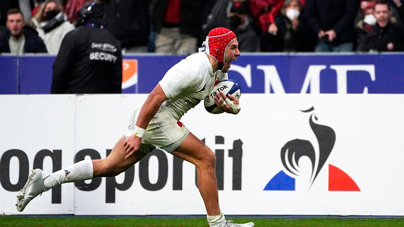 L'ailier français Gabin Villière a inscrit 3 essais contre l'Italie