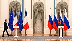 Κοινή συνέντευξη τύπου Εμανουέλ Μακρόν - Βλαντίμιρ Πούτιν στην Μόσχα
