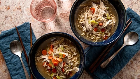 Eine leckere Nudelsuppe, viel zu schade zum Verschlingen ((Illustrationsbild)