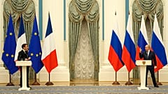 Эммануэль Макрон и Владимир Путин