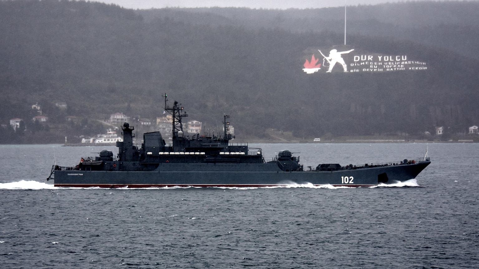 Rus savaş gemisi