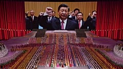 Hszi Csin-ping elnök pekingi óriás kivetítőn