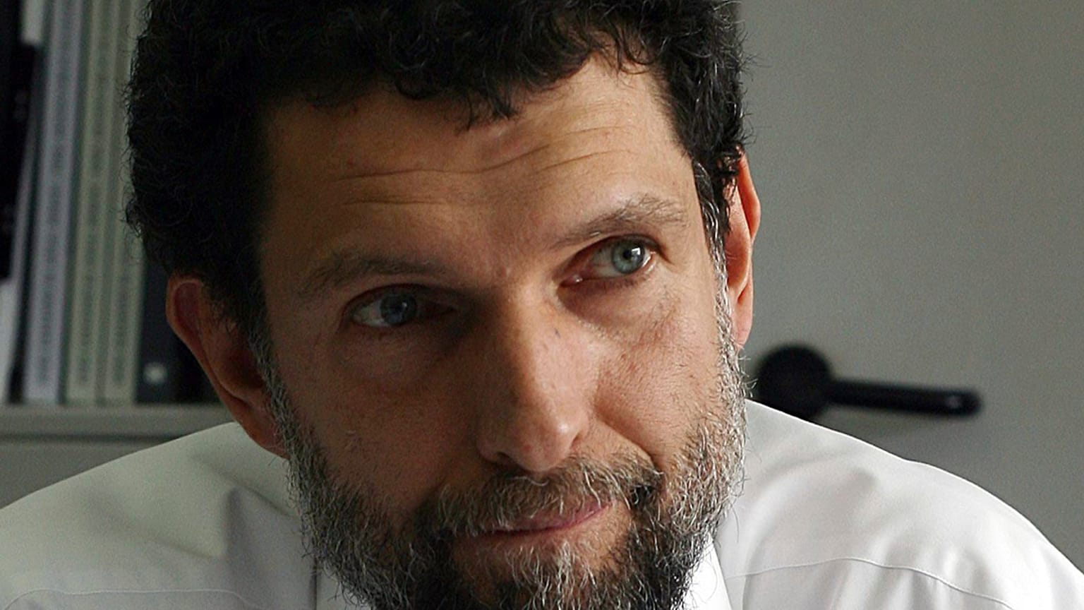 İş insanı Osman Kavala