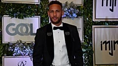 لاعب كرة القدم البرازيلي نيمار ولاعب باريس سان جيرمان، يصل للمشاركة في المزاد الخيري لمعهد نيمار جونيور في ساو باول ، البرازيل، 19 يوليو 2018