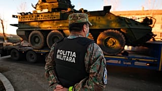 Американская военная техника прибыла на базу в Румынии