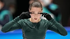Kamila Valieva durante una sesión de entrenamiento en los Juegos Olímpicos de Invierno de 2022, el 13 de febrero de 2022, en Pekín.