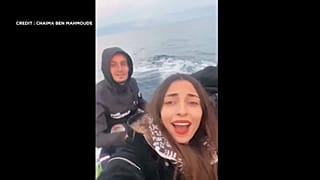 شيماء بن محمود على متن قارب يحمل مهاجرين