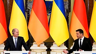 Scholz sicherte Selenskyj Millionen-Hilfen aus laufenden Krediten und die Unterstützung Deutschlands zu.