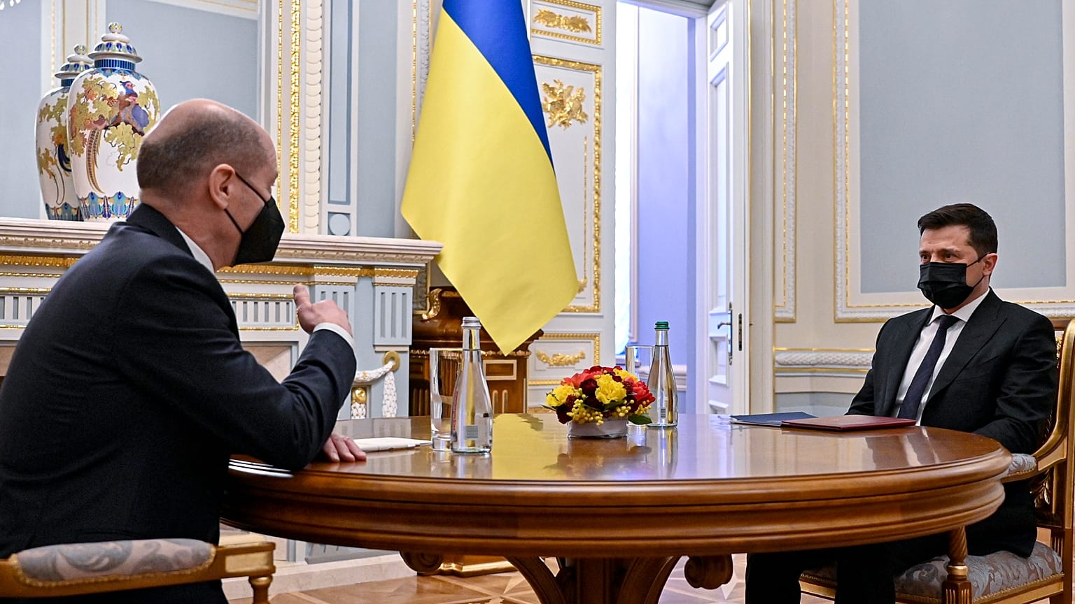 Ucrania | Olaf Scholz pide a Moscú "una desescalada" tras su encuentro con el presidente ucraniano