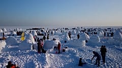 Russland: Iglu-Festival lockt hunderte Besucher an