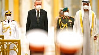 الرئيس التركي رجب طيب إردوغان وولي عهد أبوظبي الشيخ محمد بن زايد آل نهيان 
