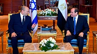 لقاء الرئيس المصري عبد الفتاح السيسي برئيس الوزراء الإسرائيلي نفتالي بينيت في منتجع شرم الشيخ على البحر الأحمر، مصر، يوم الإثنين 13 سبتمبر 2021.