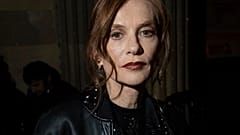 Corona-positiv: Isabelle Huppert kann Ehrenbären nur virtuell empfangen