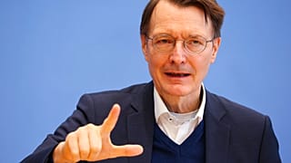 Almanya Sağlık Bakanı Karl Lauterbach