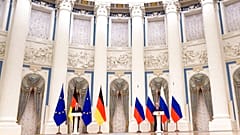 Olaf Scholz und Wladimir ¨Putin bei der Pressekonferenz in Moskau
