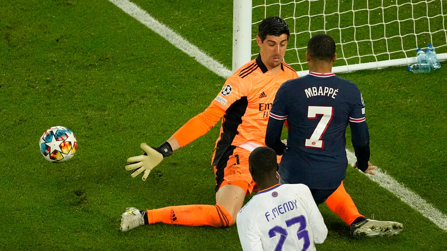 Kylian Mbappé lors du 8ème de finale face au Real Madrid (15/02/2022)