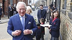 Wollte Prinz Charles Saudi für Geld zum Ritter schlagen?