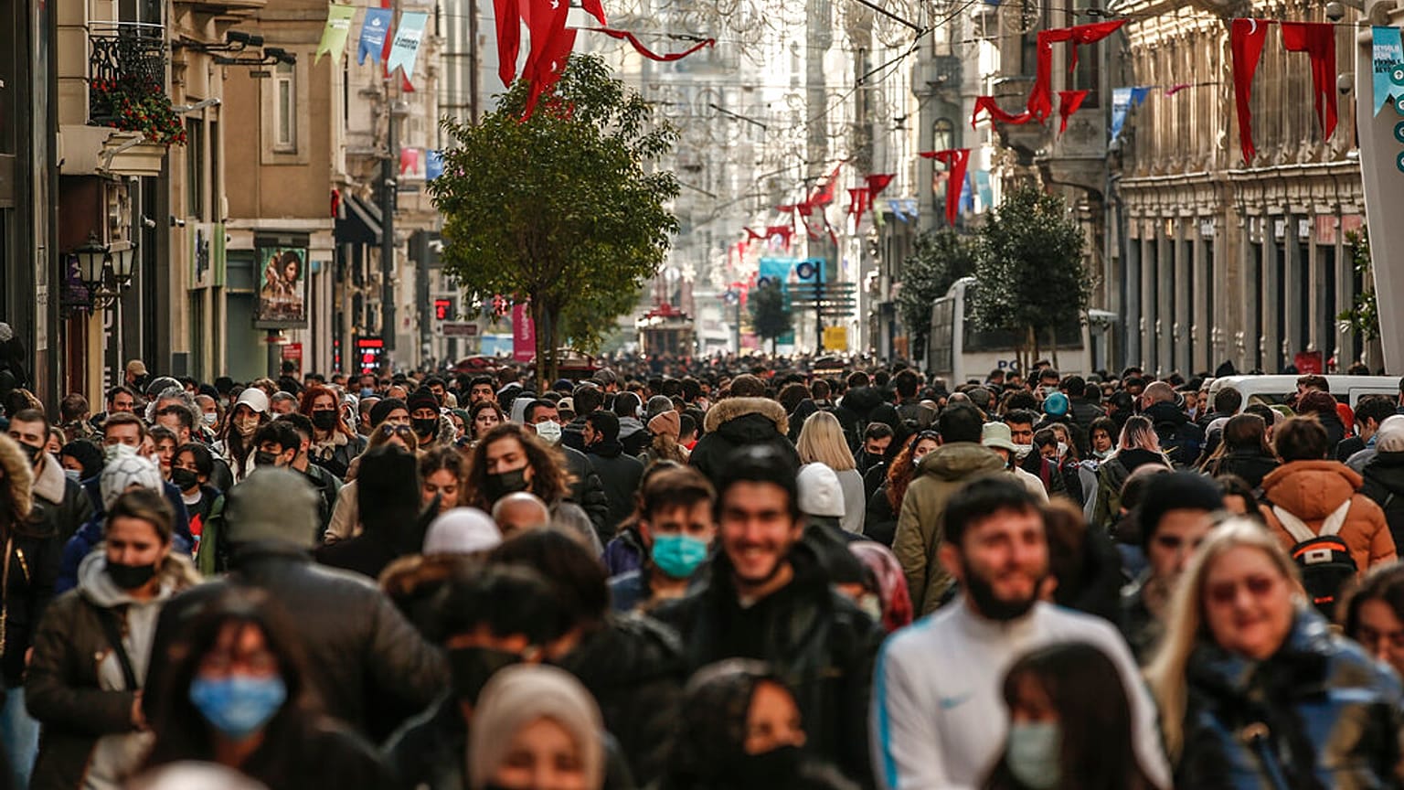 Mutlu olduğunu beyan eden erkeklerin oranı yüzde 43,9 kadınların yüzde 54,6 oldu