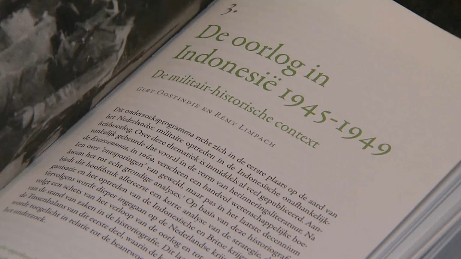 Der Bericht über Gewalt in Indonesien unter derm Titel "Over de grens" (Über die Grenze)