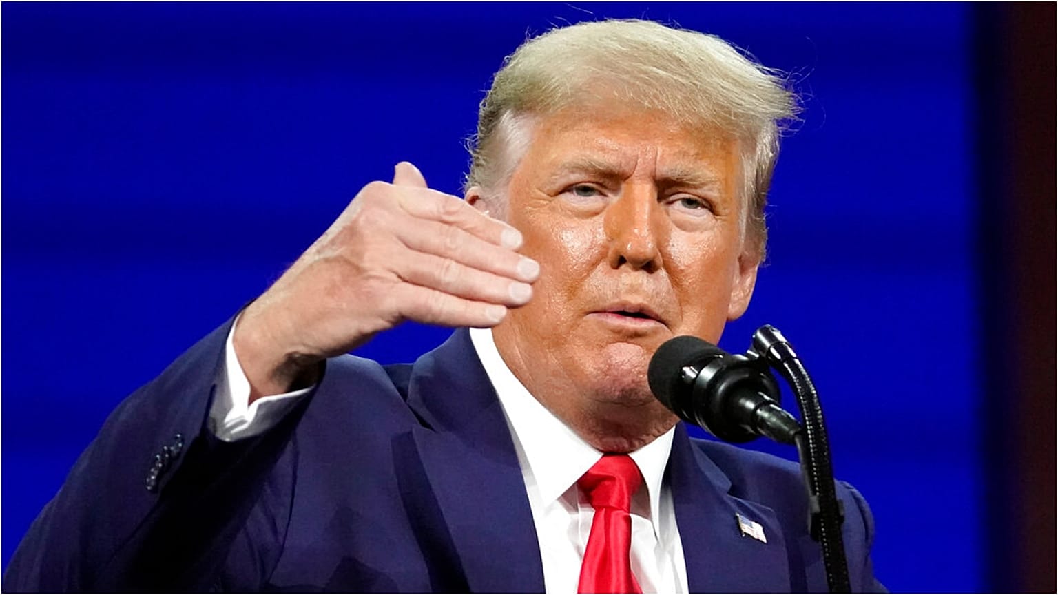 الرئيس الأمريكي السابق دونالد ترامب