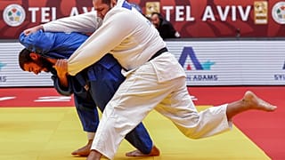 Гурам Тушишвили в финале победил Рафаэля Силву