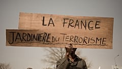 Fransa'nın askerlerini çekme kararı Mali'de kutlandı