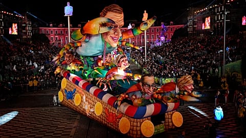 Karneval 2022: Der "König der Tiere" zieht mit einer bunten Parade durch Nizza