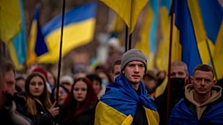 Demonstrálók február 20-án Ogyesszában, Ukrajnában