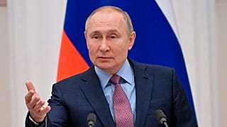 Vladimir Putin reconhece independência de regiões separatistas na Ucrânia