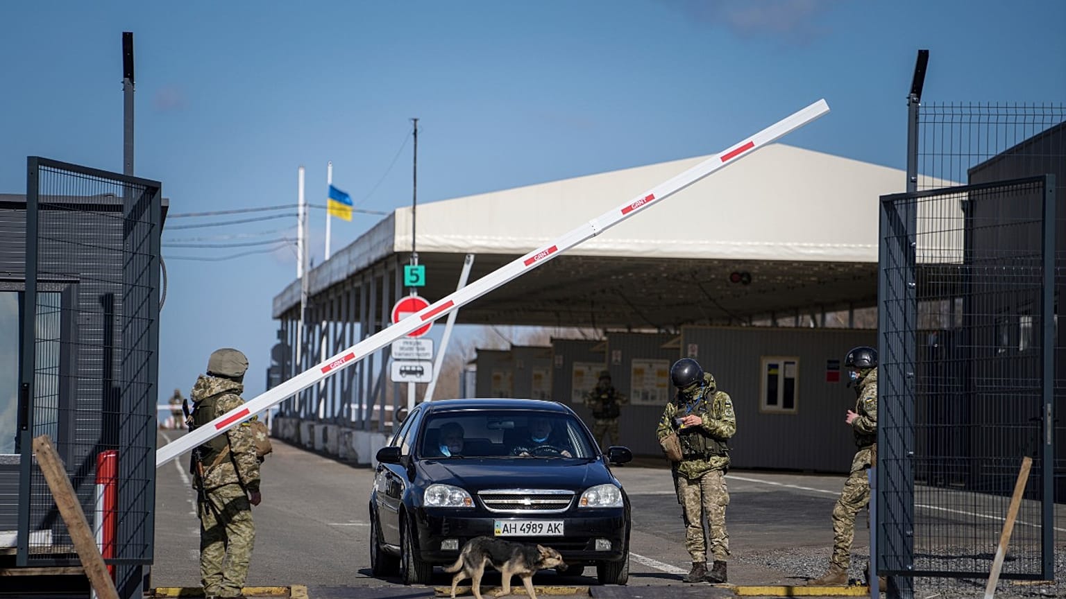 Ukrayna ülkenin doğusundaki güvenlik önlemlerini artırdı