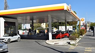 A Shell egyik budapesti benzinkútja - itt nem lesz limitálva a tankolás
