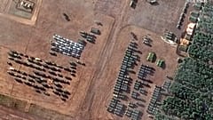 Satellitenbilder zeigen russische Panzer und anderes Gerät nahe der Grenze zur Ukraine