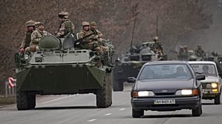 Άρματα του ουκρανικού στρατού στην περιοχή του Ντονέτσκ