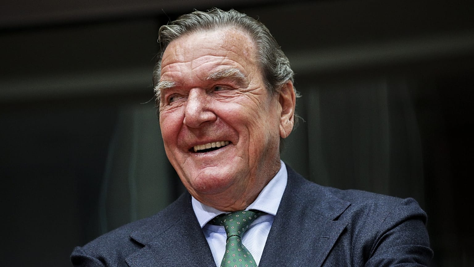 Gerhard Schröder, korábbi német kancellár a Bundestagban