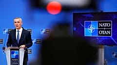 Il segretario generale della Nato, Jens Stoltenberg, durante la conferenza stampa dal quartier generale di Bruxelles