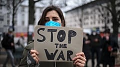 Berlin'de Ukraynalı göstericiler savaşın son bulması çağrısında bulundu