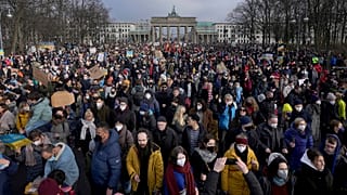 Approximately 100,000 people attend a pro-Ukraine protest rally in Berlin