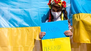 Κινητοποίηση έξω από την ρωσική πρεσβεία στην Αθήνα