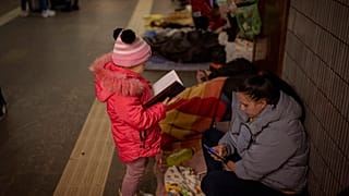 Киевляне ищут убежища в метро