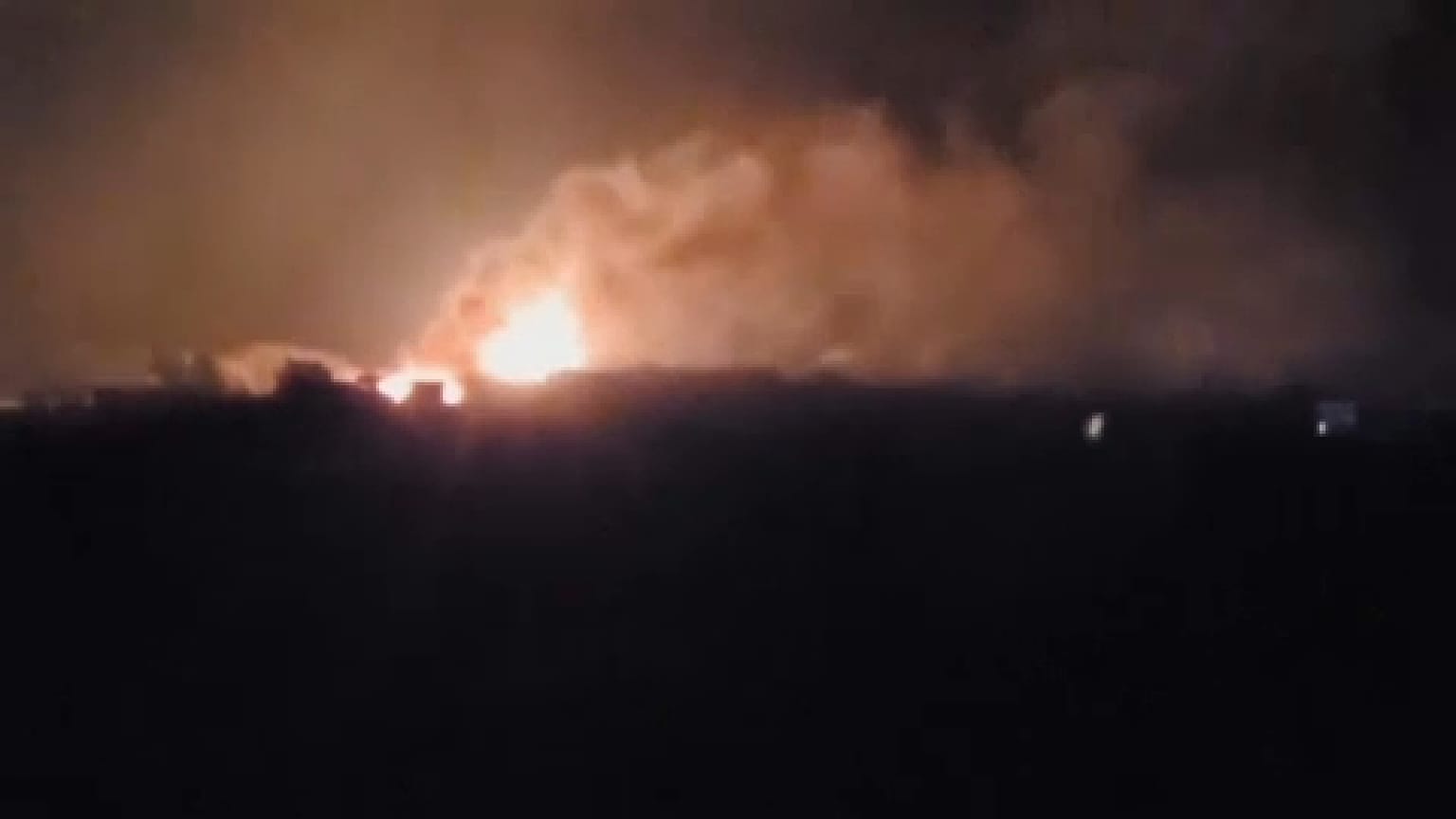 Rusia ataca los aeródromos e instalaciones de combustible en Ucrania