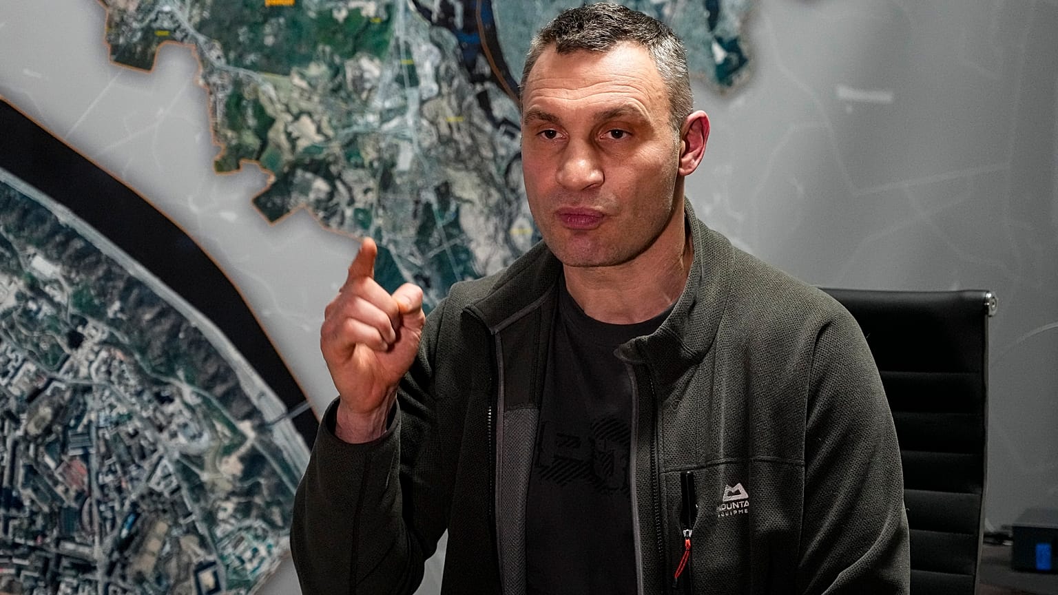 "Arrêtez de faire des affaires avec la Russie" : le message de Vitali Klitschko à l'Europe