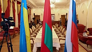 نخستین دور مذاکرات بین هیات روسی و هیات اوکراینی