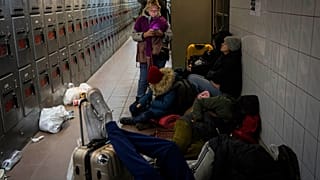 Auch Lwiw wird von vielen Menschen verlassen. Andere meinen, die Stadt sei sicher