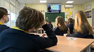 Eine ganz besondere Geschichtslektion über die Ukraine für alle Schüler:innen in Litauen