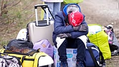 Nur weg: Immer mehr Menschen fliehen aus der Ukraine
