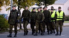 Mitglieder einer finnischen Armeeeinheit