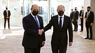 Naftali Bennett und Olaf Scholz in Jerusalem