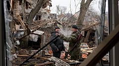 Разрушенные жилые дома в населенном пункте Горенка под Киевом. 